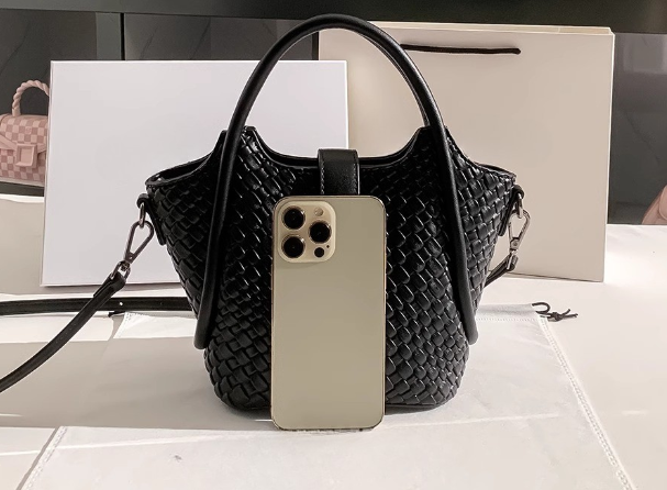 The Black Mini Weave